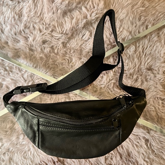 Bag Fanny pack Ykk black colors - Picture 9 of 9